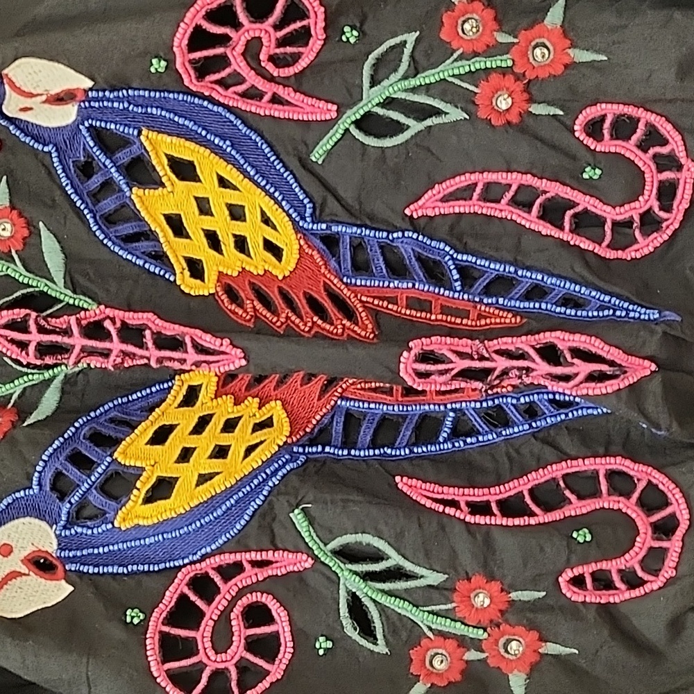 FarmRio Embroidered Puffsleeve  Black Dress Colorful Parrot Design Romantic Sz M - Picture 14 of 16